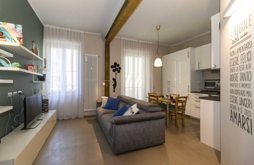 San Donato - Campidoglio Apartment | NEW! Apt x4 a 1km from Don Bosco Bus Station!