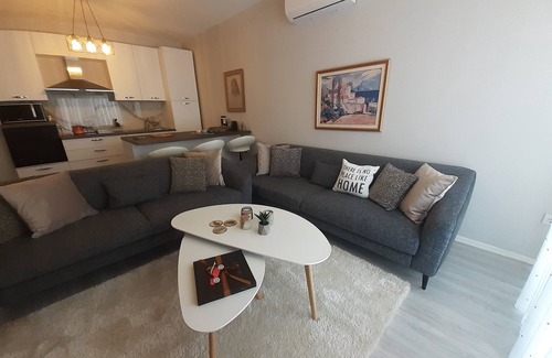 Tirana Apartment | New Bazaar Violin Passion Apartment
