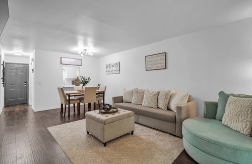 Ocala House | NEW! Be Our Guest - Cozy Townhome near Downtown Ocala