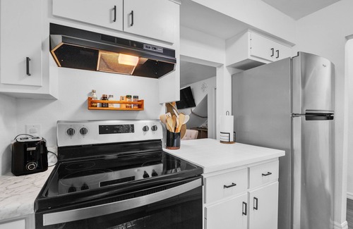Ocala House | NEW! Be Our Guest - Cozy Townhome near Downtown Ocala