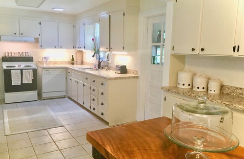 Goodlettsville House | ✨New✨Beautiful & Cozy Ranch House In One Of Nashville’s Best Neighborhoods