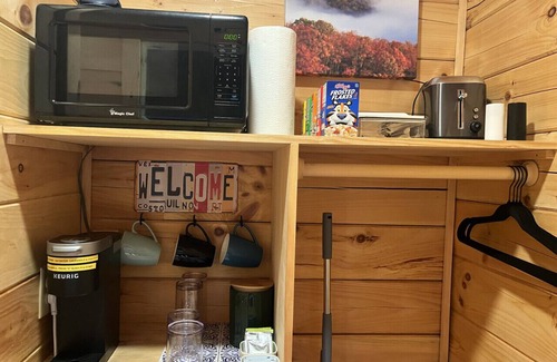 Floyd Cabin | NEW! Blue Ridge Bound Cabin 326