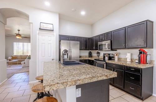 Estrella Vista House | New Boho Chic 4 Bed/2 Bath Vacation Home