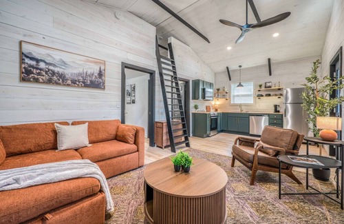 Alto Apartment | New Build | Cabin with Loft | Wildlife | Sleeps 6