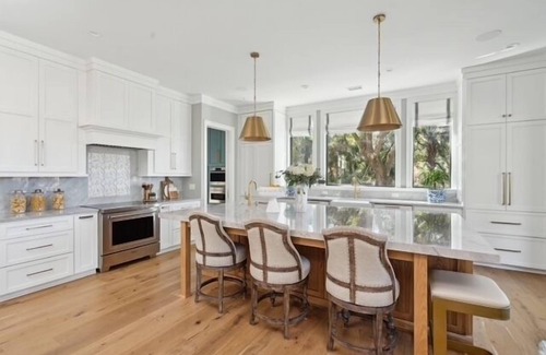 Vanderhorst Plantation House | New Build, pool, marsh views
