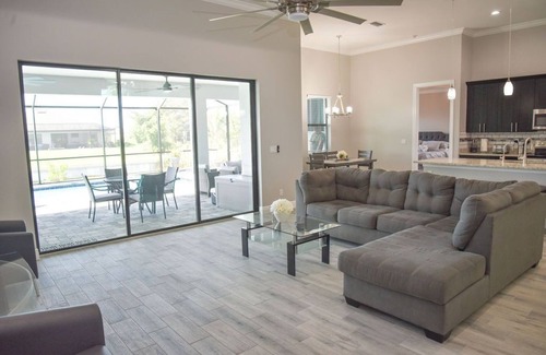 Trafalgar House | New Canal Access Pool Home w/Outdoor Oasis/Kayaks