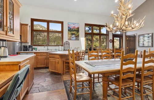Estes Park House | NEW! Cascade Mountain Home by Estes Park Homes