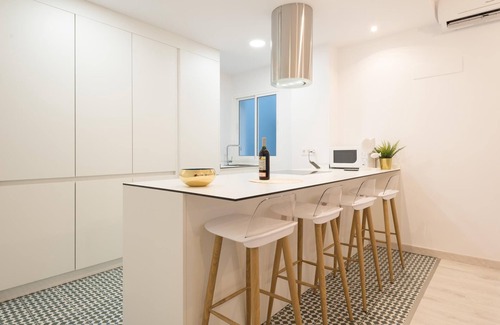 La Goleta Apartment | New Center 3Bedrooms 2 Bath Apartment