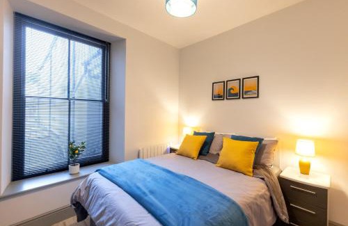 Aberystwyth Apartment | New central seafront apartment- stunning sea views