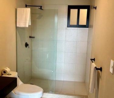 Downtown Cancun Apartment | New Centric 1BR apartment with gym & pool