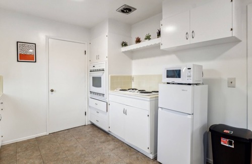 Little Branham - Rosswood House | NEW! Charming Vintage Retreat in the Heart of San Jose