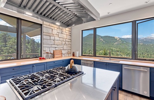 Windcliff Estates House | NEW! Clearview Luxury Home at Windcliff