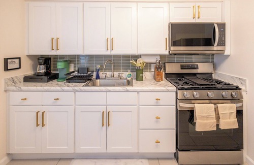 Passaic Apartment | New Clifton 1 Bed, Parking, Pet Friendly, Laundry, Fios