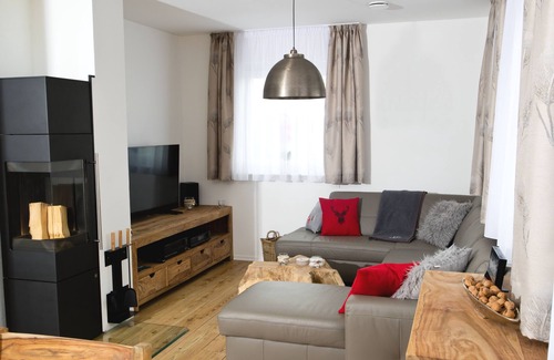 Lechbruck House | New: Comfortable holiday home between golf course and lake