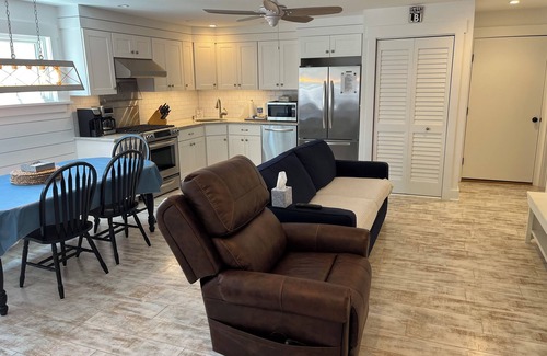 North Beach Haven House | NEW CONSTRUCTION! Second Floor Duplex