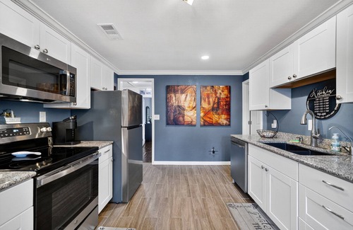 Moultrie House | NEW! Cozy Moultrie Home with Backyard Retreat