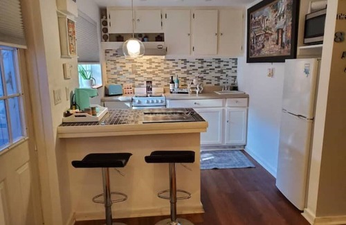 Fort Lauderdale Apartment | New Cozy Studio, 5 minutes To Las Olas!