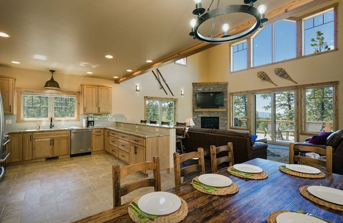 Columbine Lake House | New Custom Home with Large Decks - Amazing Views - Pool Table/New Hot Tub