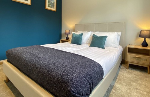 Liverton House | NEW DEVON HOME: estuary views, 5mins from beach, landscaped gardens, play area..