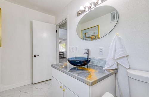 Southeast Boise Apartment | New Downtown on Bsu Campus 3 Beds on Boise Ave