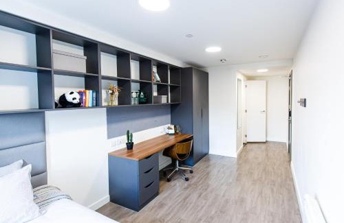 Sheffield Apartment | New Era Living - Private Rooms next to Bramall Lane
