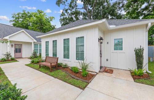 Youngsville House | New Extra Innings Cottage - Studio - Sports Complex