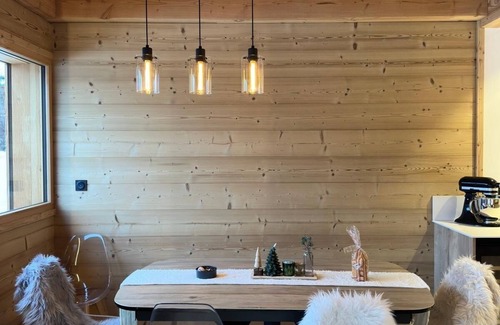 Forville Ski Chalet | New family chalet with all amenities, close to activities