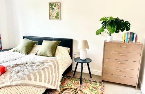 St Leonards-On-Sea House | New Five bed house with parking in St leonards