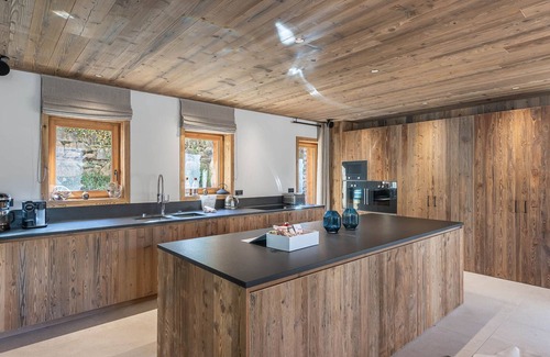 Saint-Martin-de-Belleville Ski Chalet | New Chalet with Pool and Sauna in Saint-Martin-de-Belleville
