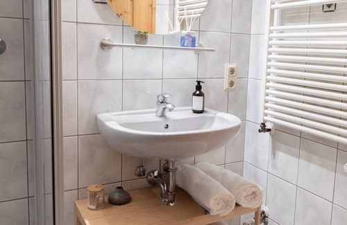 Longkamp Apartment | NEW furnished and cozy Vacation apartment in Longkamp - near the Moselle