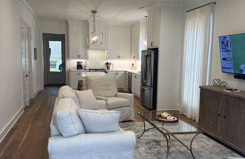 Starkville House | NEW GAMEDAY Home 3-BR/3BA Close to Campus!