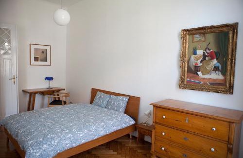 Belso-Ferencvaros Apartment | NEW GrandRiverBudapest Apartment - 120 sqm - Elevator