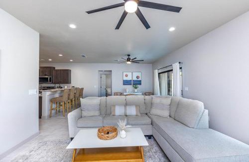 Lake Havasu City House | New Home Modern Central Spacious