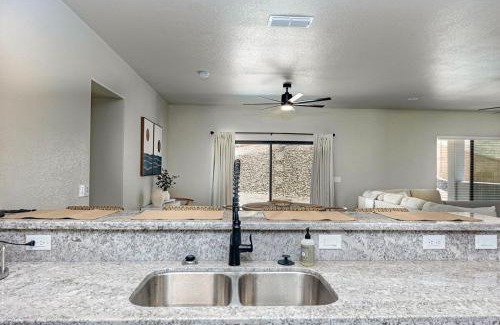 Lake Havasu City House | New Home Modern Central Spacious