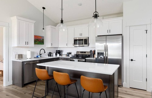 Empire House | New home within 1/2 mile of Lake Michigan and 5 miles from the Sleeping Bear Dunes