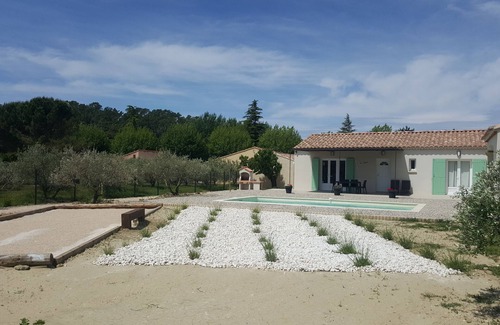 Bedoin House | New house at the foot of Mont Ventoux with private pool in Provence, Bédoin
