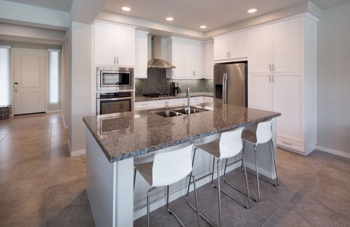 Bermuda Dunes House | New House, Near Everything! 4BR w/Pool, Hot Tub & Fire-pit (Sleeps 10)