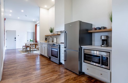 Germantown Condo | New! House of Hudson two miles from Downtown Nash