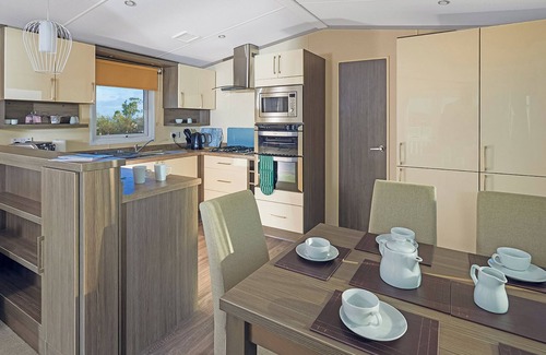Looe House | New in 2017/2019. Stylish and contemporary holiday home.