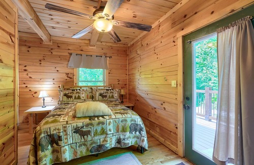 Rockbridge Cabin | New in ground pool! 5 br pet-friendly lodge on 17 wooded acres.