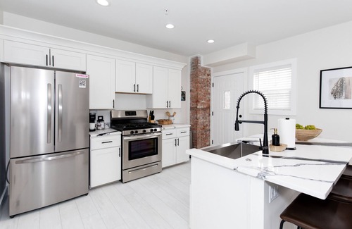 Sandusky Condo | NEW! Inn at Fulton Units 2 & 3