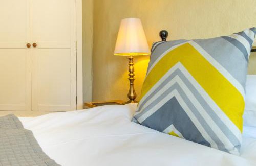 Crediton Hotel | New Inn