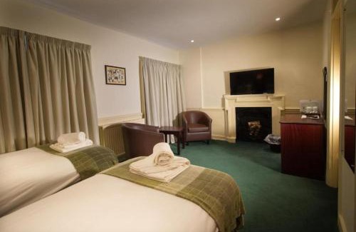 Lechlade Hotel | New Inn Hotel