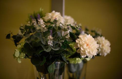 Lechlade Hotel | New Inn Hotel