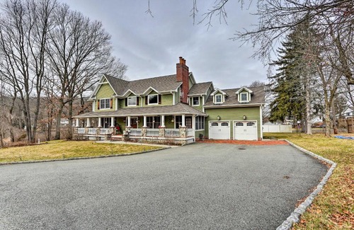 Haskell Apartment | New Jersey Abode - Near the Statue of Liberty