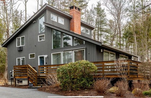 Goshen House | New Lake House, Woodridge Lake, Litchfield County. Private Club Pool and Tennis!