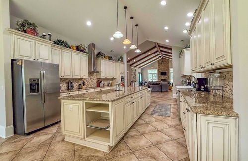 Mint Hill House | New Listing! 6Bed/6Bath-Great for Families/Groups!