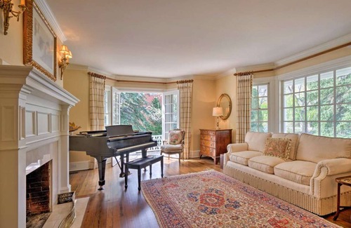 Broadmoor House | New Listing! Beautiful Broadmoor Estate - One block from the Broadmoor Resort