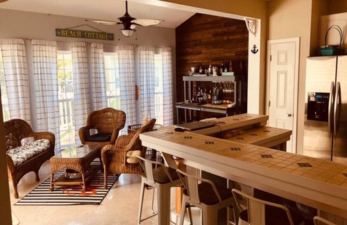Ocean View House | New Listing Bethany Beach Area Townhome, 2.5 miles from the beach!