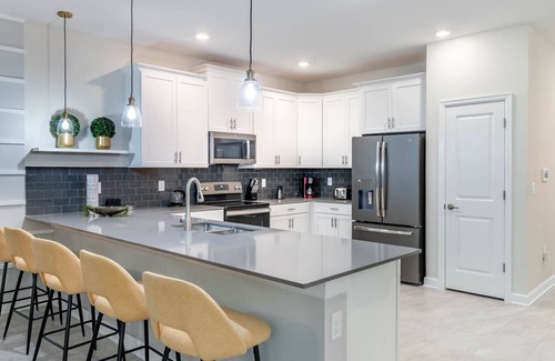 Davenport House | New Listing! Champions Gate Resort, 10mi to Disney & 21mi to Universal - GRH488628